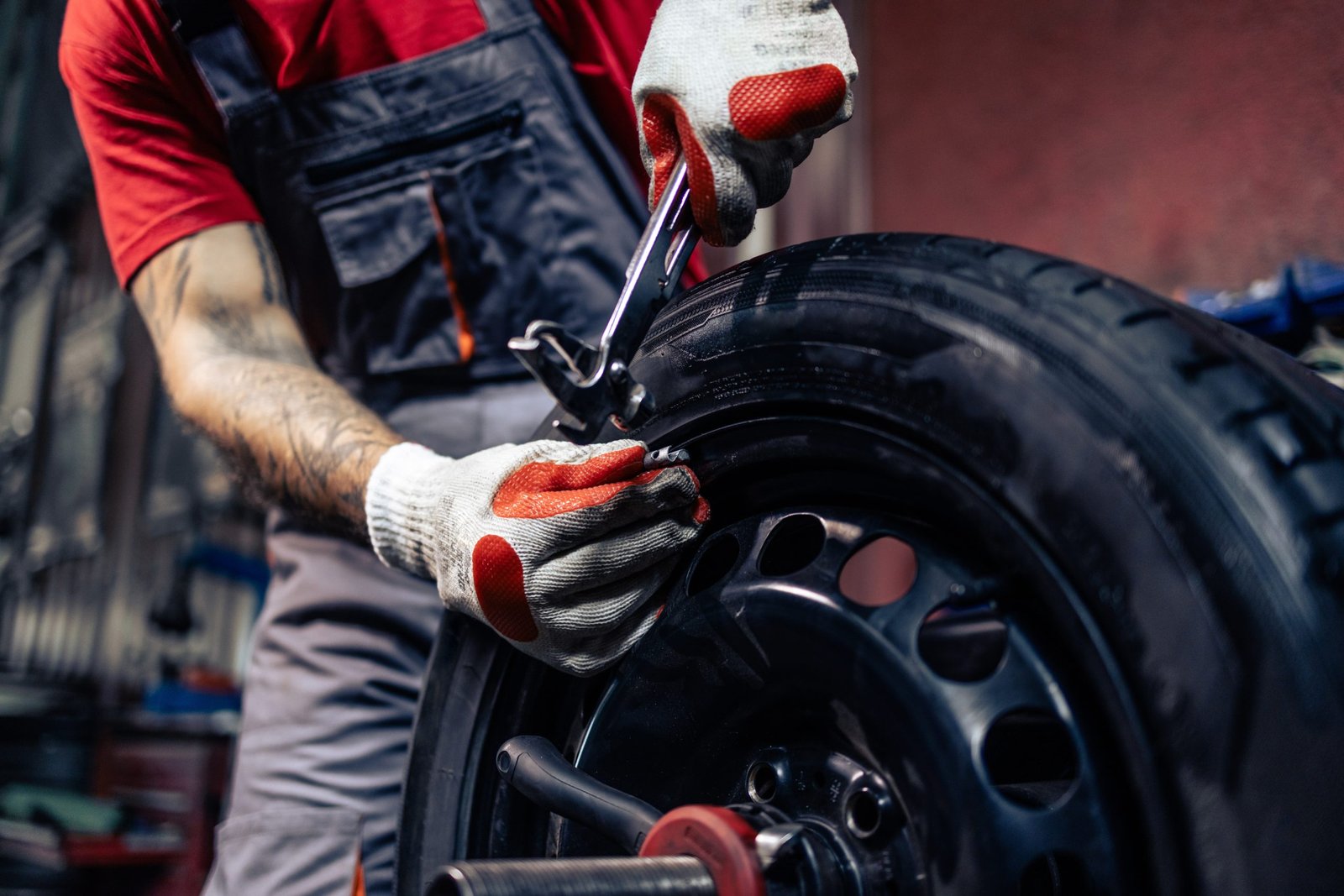 Mobile tyre fitting scaled 1